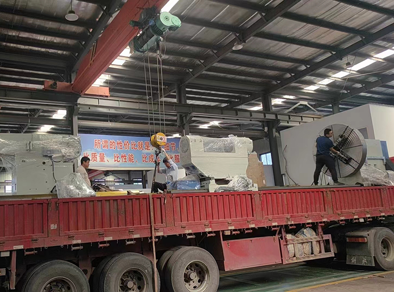 CKT61200*10米数控车镗床发货江苏江阴