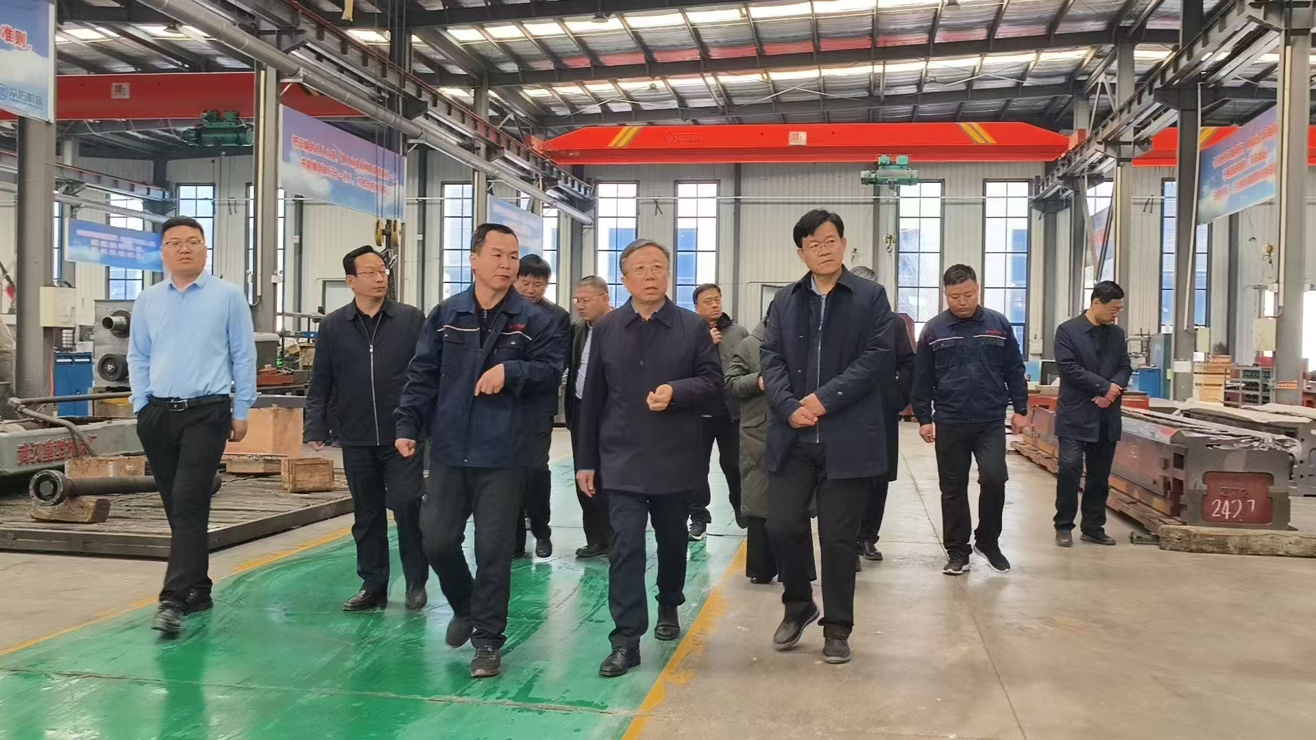德州市领导参观工厂.jpg